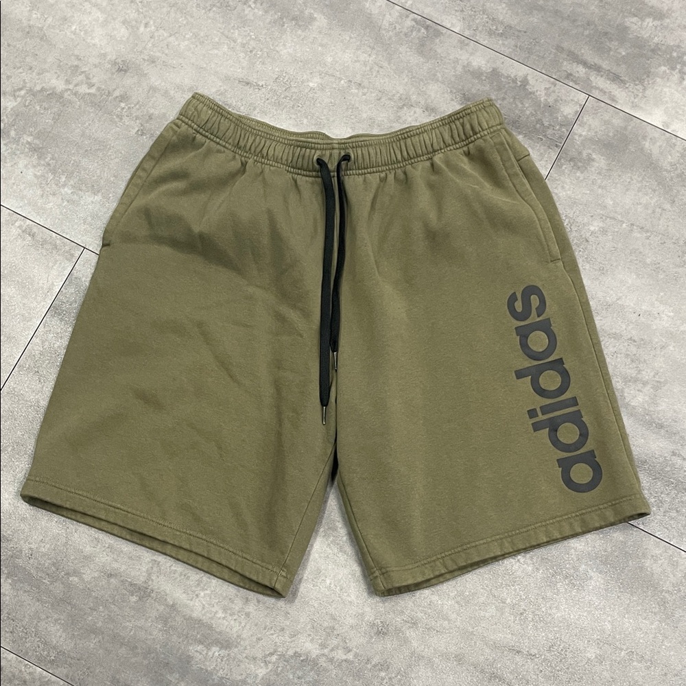 Men’s extra-large XL Adidas sweat shorts